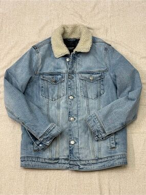 Abercrombie & Fitch Light Blue Denim Jacket with Cream Sherpa Collar